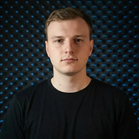 Alex, Video and ads